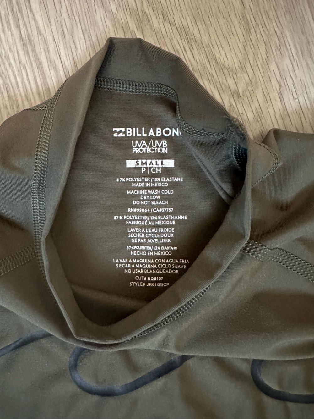 Women’s Billabong Olive Green Rash Guard UPF 50 with Black Logo - Picture 5 of 6